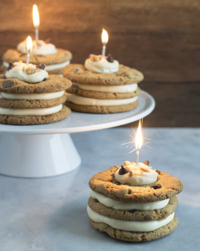 Peanut Butter Chocolate Chip Cookie Cakes