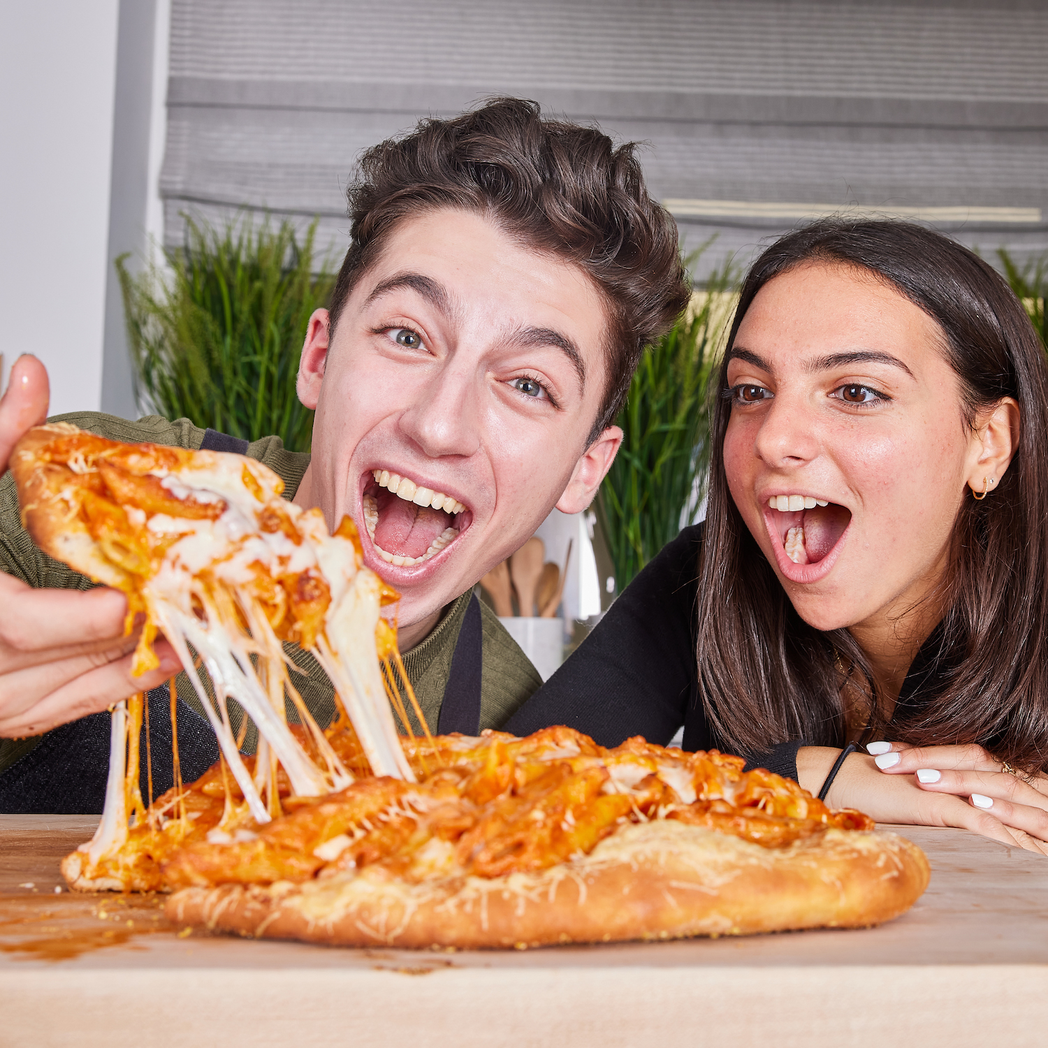 Food with Friends: Penne Alla Vodka Pizza